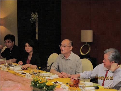 Deputy director Zhao Yang ...